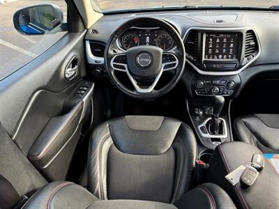 2018 Jeep Cherokee Trailhawk SUV  4X4 , Low Miles ! - Photo 23 - Gladstone, OR 97027