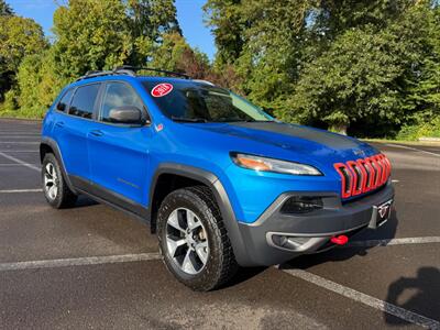 2018 Jeep Cherokee Trailhawk SUV  4X4 , Low Miles ! - Photo 7 - Gladstone, OR 97027