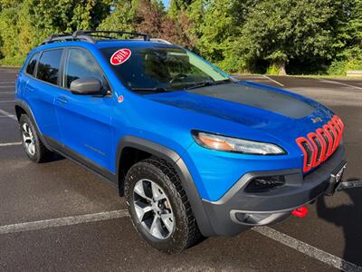 2018 Jeep Cherokee Trailhawk SUV  4X4 , Low Miles ! - Photo 30 - Gladstone, OR 97027