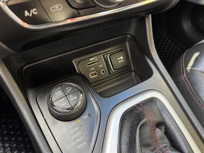 2018 Jeep Cherokee Trailhawk SUV  4X4 , Low Miles ! - Photo 48 - Gladstone, OR 97027