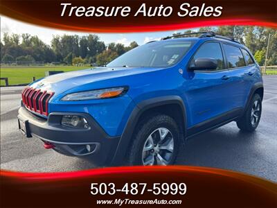 2018 Jeep Cherokee Trailhawk SUV  4X4 , Low Miles ! SUV