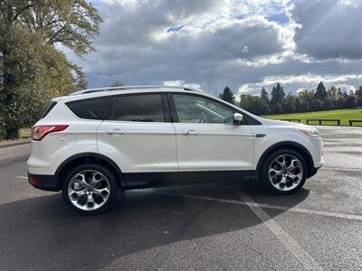 2014 Ford Escape Titanium  Ecoboost Engine , AWD , Loaded SUV ! - Photo 5 - Gladstone, OR 97027
