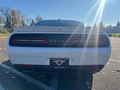 2019 Dodge Challenger SXT , Well Kept , Low Miles ! Must See ! - Photo 4 - Gladstone, OR 97027