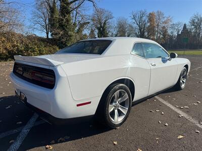 2019 Dodge Challenger SXT , Well Kept , Low Miles ! Must See ! - Photo 5 - Gladstone, OR 97027