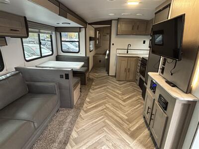 2021 SHADOW CRUISER 277BHS Travel Trailer - Photo 14 - Gladstone, OR 97027