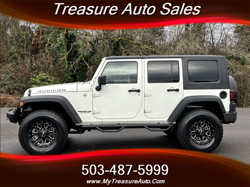 2010 Jeep Wrangler Unlimited Rubicon  SUV , LOW MILES !