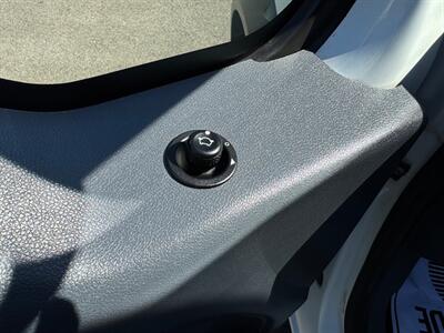 2013 Ford Transit Connect XLT CargoVan , Reliable ! - Photo 30 - Gladstone, OR 97027