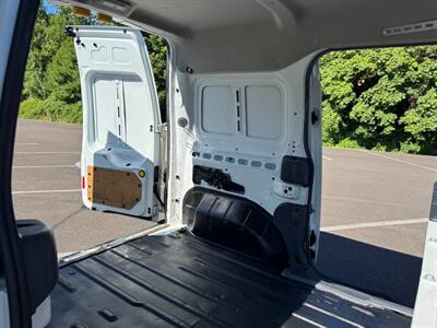 2013 Ford Transit Connect XLT CargoVan , Reliable ! - Photo 33 - Gladstone, OR 97027