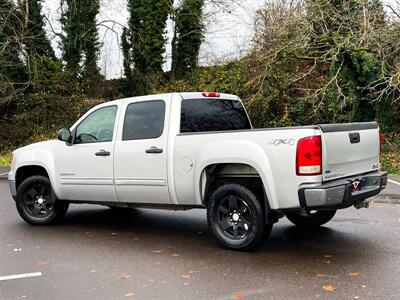2011 GMC Sierra 1500 SLE - AIR BAGS - HEAVY DUTY SUSPENSION  - Spring Sales Event! - Photo 7 - Gladstone, OR 97027