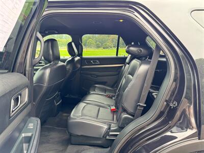 2019 Ford Explorer XLT , SUV  Fully Loaded ! 3rd row seats ! - Photo 10 - Gladstone, OR 97027