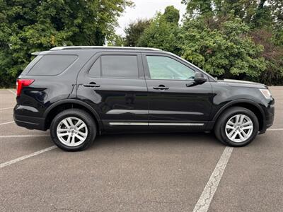 2019 Ford Explorer XLT , SUV  Fully Loaded ! 3rd row seats ! - Photo 6 - Gladstone, OR 97027