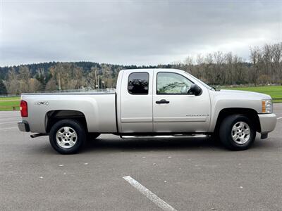 2007 Chevrolet Silverado 1500 LT2  4X4 - Photo 6 - Gladstone, OR 97027