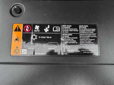 2018 GMC Yukon XL SLT SUV AWD !  3rd row seats ! Fully Loaded ! - Photo 54 - Gladstone, OR 97027