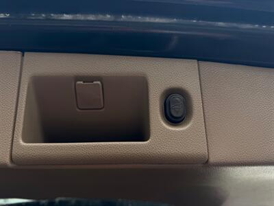 2017 Chevrolet Tahoe Premier   - Photo 40 - Gladstone, OR 97027