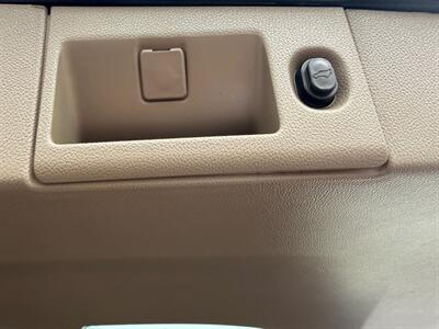 2017 Chevrolet Tahoe Premier   - Photo 41 - Gladstone, OR 97027