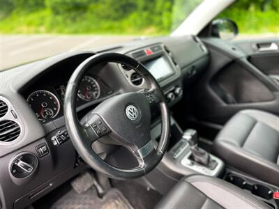 2010 Volkswagen Tiguan Wolfsburg Edition 4Motion - Navi - Back Up ++  Warranty 3/3 Included - Photo 7 - Gladstone, OR 97027