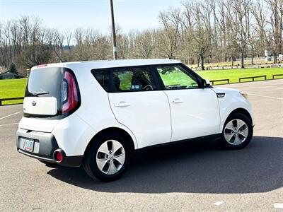 2016 Kia Soul LX   - Photo 20 - Gladstone, OR 97027