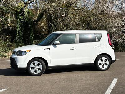 2016 Kia Soul LX   - Photo 2 - Gladstone, OR 97027