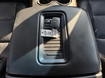 2015 Chevrolet Tahoe LT SUV , 4X4  Clean Title ! 3rd row seats ! - Photo 52 - Gladstone, OR 97027