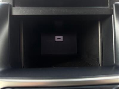 2018 Chevrolet Suburban LT SUV , 4X4  3rd row seats ! - Photo 72 - Gladstone, OR 97027