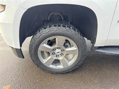 2018 Chevrolet Suburban LT SUV , 4X4  3rd row seats ! - Photo 52 - Gladstone, OR 97027