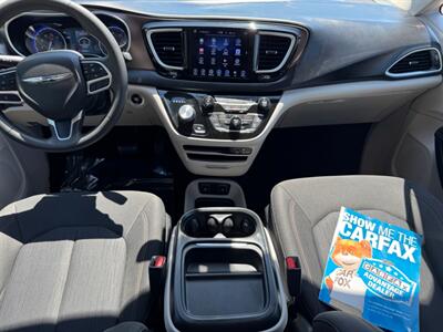 2017 Chrysler Pacifica Touring Plus Van , Clean title  Loaded ! - Photo 57 - Gladstone, OR 97027