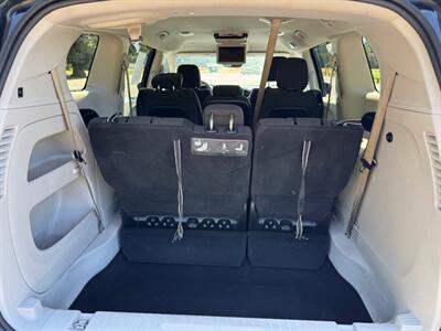 2017 Chrysler Pacifica Touring Plus Van , Clean title  Loaded ! - Photo 36 - Gladstone, OR 97027