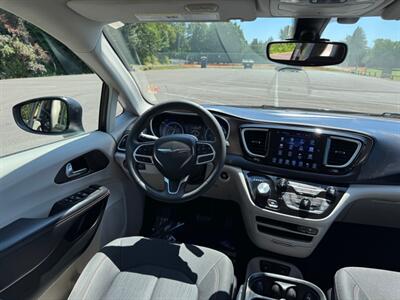 2017 Chrysler Pacifica Touring Plus Van , Clean title  Loaded ! - Photo 55 - Gladstone, OR 97027