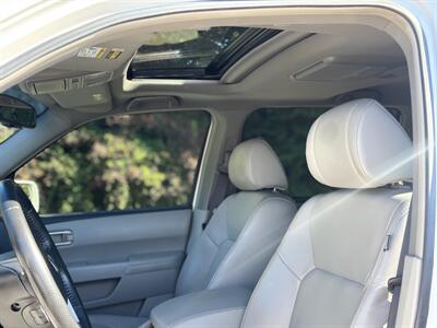 2009 Honda Pilot Touring w/Navi w/DVD 1 Owner ! Newer Timing Belt and Water Pump ! - Photo 28 - Gladstone, OR 97027