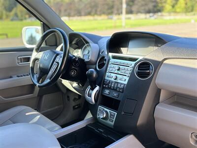 2009 Honda Pilot Touring w/Navi w/DVD 1 Owner ! Newer Timing Belt and Water Pump ! - Photo 41 - Gladstone, OR 97027