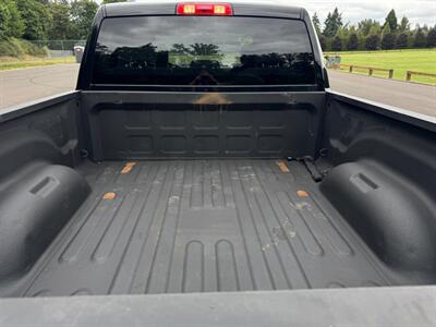 2019 RAM 1500 Classic 1500 Pickup Truck  4X4 , Clean title ! - Photo 35 - Gladstone, OR 97027