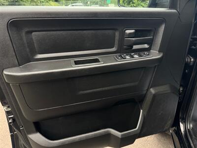 2019 RAM 1500 Classic 1500 Pickup Truck  4X4 , Clean title ! - Photo 31 - Gladstone, OR 97027