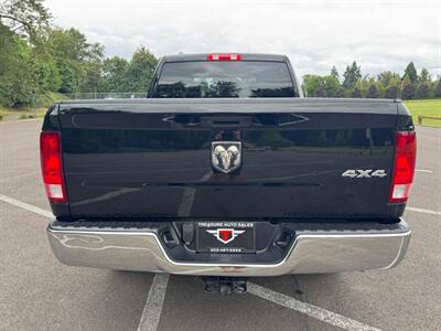 2019 RAM 1500 Classic 1500 Pickup Truck  4X4 , Clean title ! - Photo 4 - Gladstone, OR 97027
