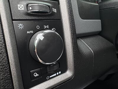 2019 RAM 1500 Classic 1500 Pickup Truck  4X4 , Clean title ! - Photo 32 - Gladstone, OR 97027