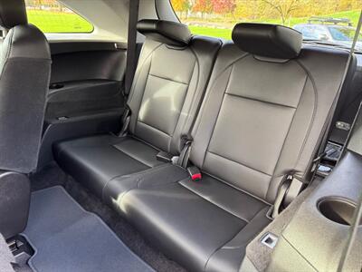 2016 Acura MDX SH-AWD w/Tech w/AcuraWatc 3rd row seats ! - Photo 12 - Gladstone, OR 97027