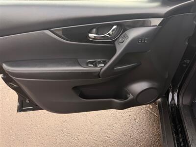 2019 Nissan Rogue SL  FUlly Loaded ! - Photo 30 - Gladstone, OR 97027