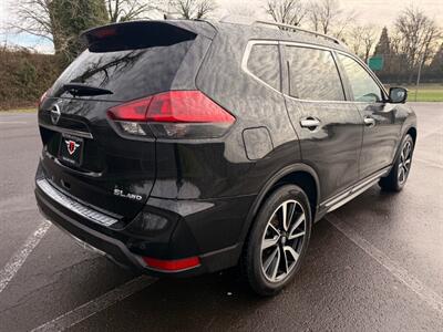 2019 Nissan Rogue SL  FUlly Loaded ! - Photo 5 - Gladstone, OR 97027