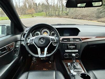 2014 Mercedes-Benz C 300 Sport 4MATIC  Low Miles ! Fully Loaded - Photo 18 - Gladstone, OR 97027