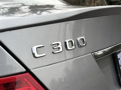2014 Mercedes-Benz C 300 Sport 4MATIC  Low Miles ! Fully Loaded - Photo 9 - Gladstone, OR 97027
