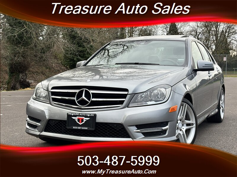 2014 Mercedes-Benz C 300 Sport 4MATIC  Low Miles ! Fully Loaded
