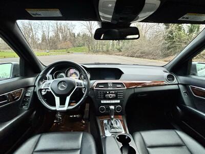 2014 Mercedes-Benz C 300 Sport 4MATIC  Low Miles ! Fully Loaded - Photo 19 - Gladstone, OR 97027
