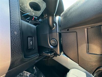 2017 Ford Expedition XLT SUV , 4X4  3rd rwo seats ! - Photo 58 - Gladstone, OR 97027