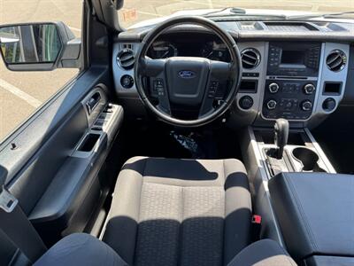 2017 Ford Expedition XLT SUV , 4X4  3rd rwo seats ! - Photo 23 - Gladstone, OR 97027