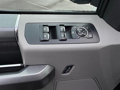 2015 Ford F-150 XLT Pickup Truck !  4X4 ! - Photo 36 - Gladstone, OR 97027