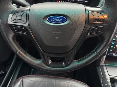 2016 Ford Explorer Sport  3rd row seats ! - Photo 64 - Gladstone, OR 97027