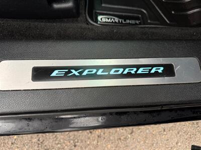 2016 Ford Explorer Sport  3rd row seats ! - Photo 45 - Gladstone, OR 97027