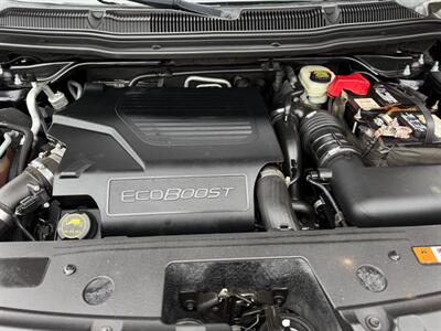 2016 Ford Explorer Sport  3rd row seats ! - Photo 51 - Gladstone, OR 97027