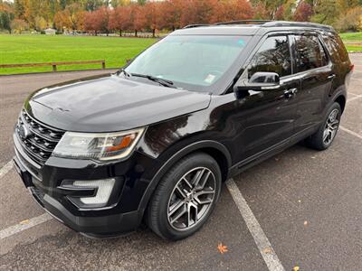 2016 Ford Explorer Sport  3rd row seats ! - Photo 31 - Gladstone, OR 97027