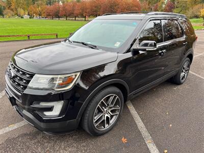 2016 Ford Explorer Sport  3rd row seats ! - Photo 33 - Gladstone, OR 97027