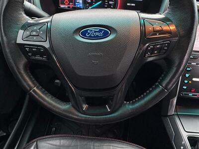 2016 Ford Explorer Sport  3rd row seats ! - Photo 58 - Gladstone, OR 97027